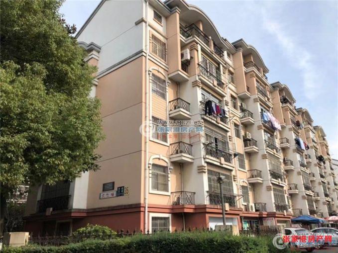 干净整洁，随时入住，万红三村1700元2室2厅1卫中装