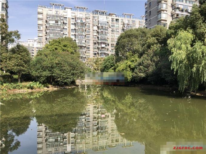 安静小区，低价出租，清水湾5000元3室2厅2卫豪华装修带地暖