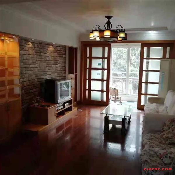 万红三村2200元3室2厅1卫精装修家电全齐，大型花园社区