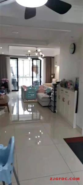 出门就是吾悦旺西花苑322户型只要143万