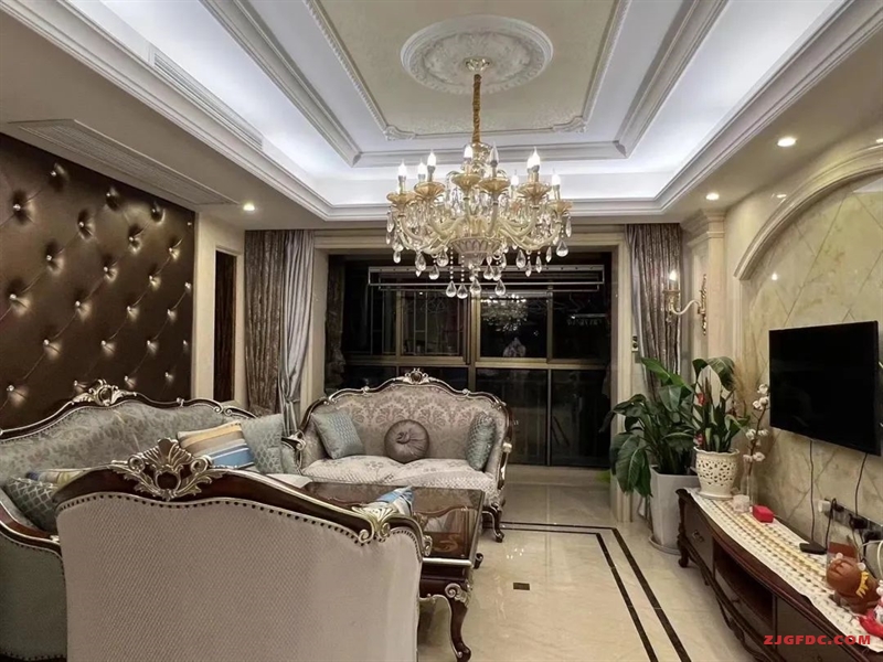 推荐！港城一品3750元3室2厅2卫豪华装修，享受生活的快感！！！