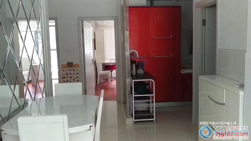 好房出租，居住舒适，甲江南2400元2室1厅1卫中装