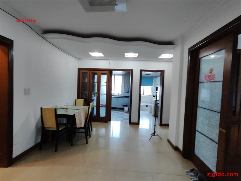 学区房城建新村【云盘二中】139平精装165万自看中可谈