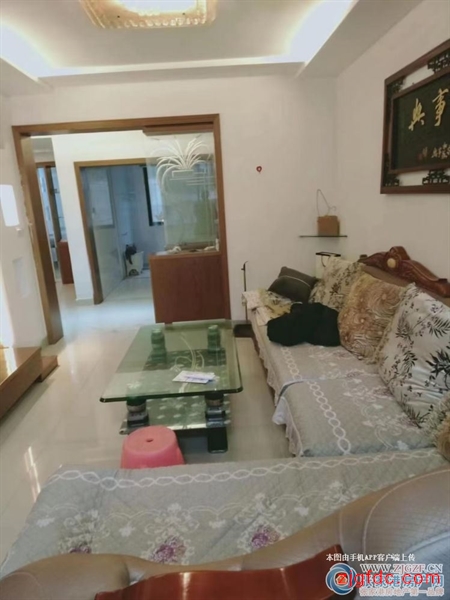 锦丰向阳二村3楼79.6平方精致装修二室45万元