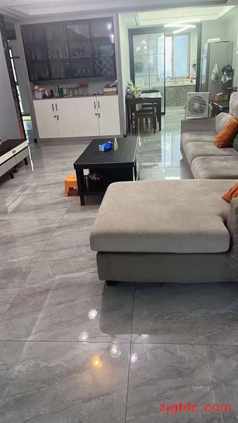 店长重点推荐！中联铂悦128万3室2厅1卫全新精装修紧售！！