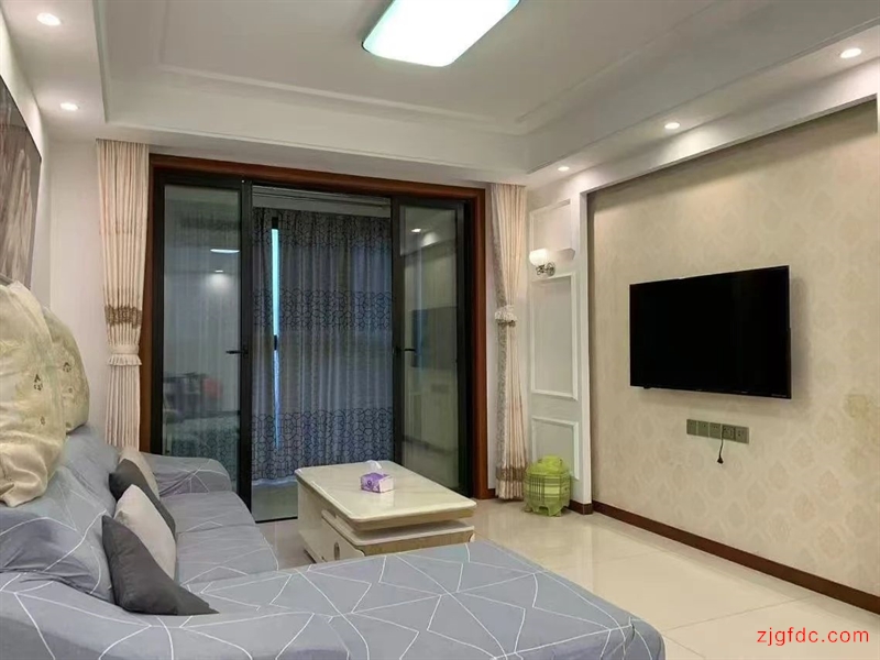 陈东庄花苑105万3室2厅2卫精装修，价格真实机会难得快快快快！！！！！