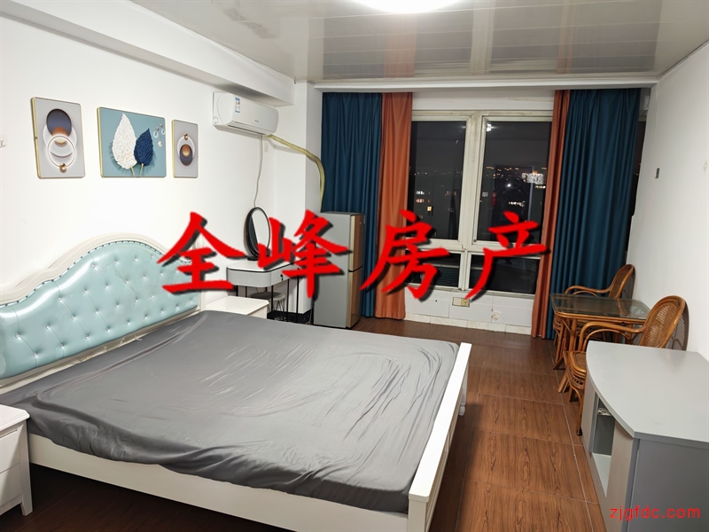 Q大润发附近电梯精装公寓1万3可谈设施齐干净清爽拎包住有钥匙