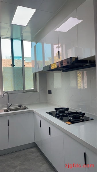 又好又便宜的房子哪里找？步行街南门新村46万2室1厅1卫精装修